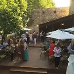 Nocleg ze śniadaniem Domaine De Pradaous 3*