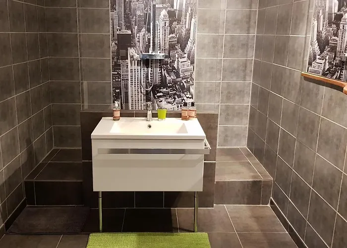 Domaine De Pradaous 3*