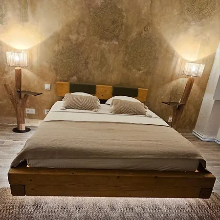 Domaine De Pradaous 3*